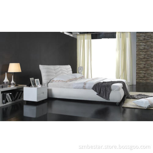Modern Europe Leather Double Soft Bed (6055)